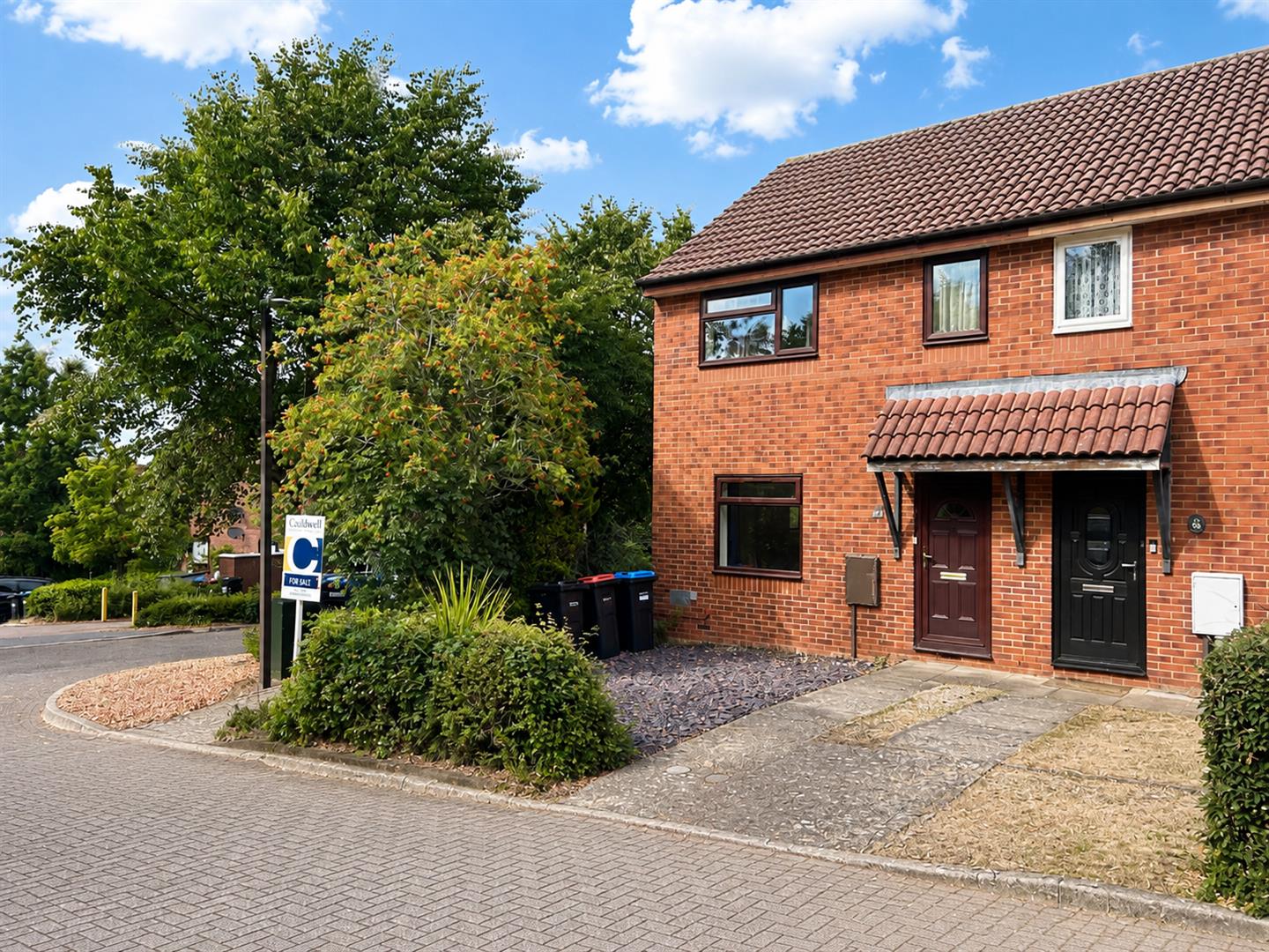 3 bed property in Porthcawl Green, Milton Keynes